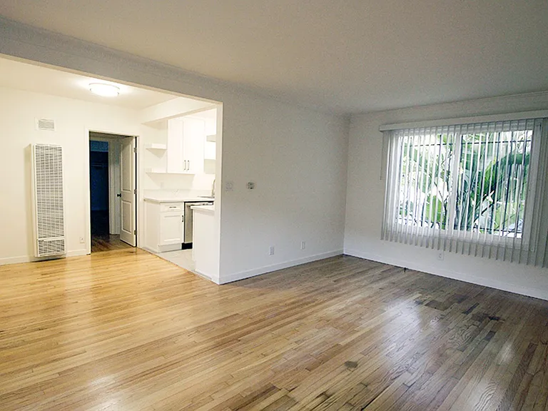 3375 Manning Ave. — Photo 11