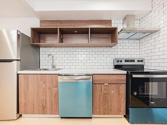 3rd image of 24 Wilson Ave #4C