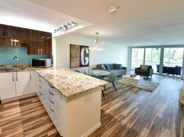 2651 S Palm Aire Dr APT 307, Pompano Beach, FL 33069