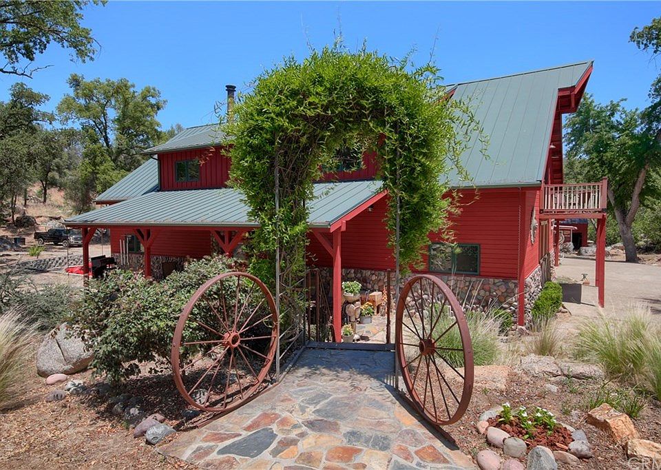 1st image of 4267 Bluebonnet Ln
