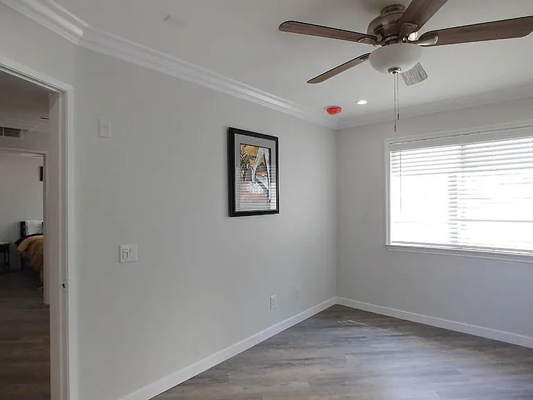 Villa De Adel Apts — Photo 188