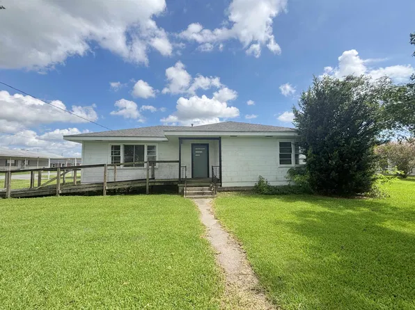 201 N Oak St, Lockport, LA 70374