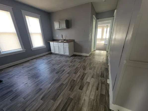108 W Keefe Ave #2, Milwaukee, WI 53212