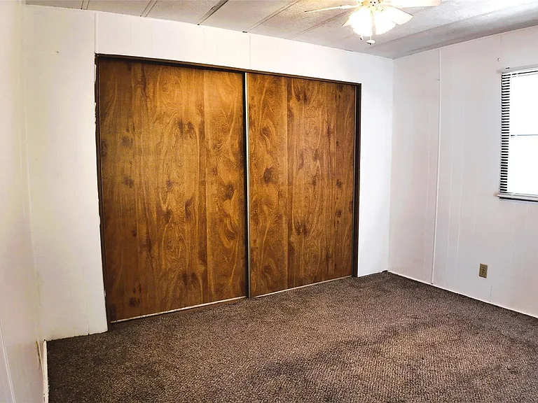 251 Oakdale Dr — Photo 23