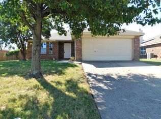 1513 W Hercules Ln, Denton, TX 76207