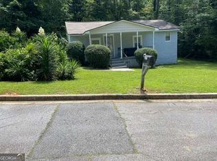 2472 Scruggs Dr, Lithonia, GA 30058