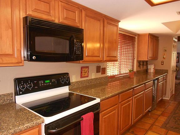 5th image of 27626 N 42nd St