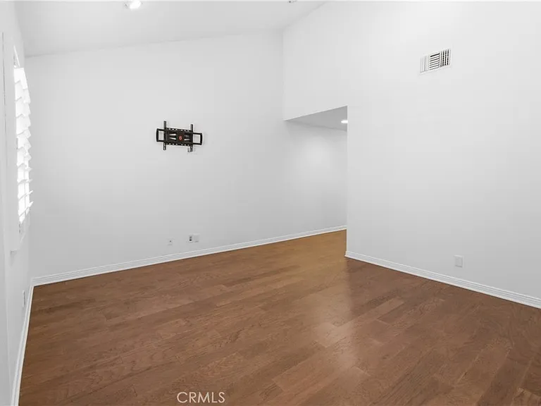 5200 White Oak Ave #36 — Photo 14