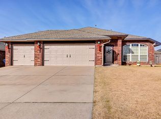 517 Bent Tree Rd, Noble, OK 73068