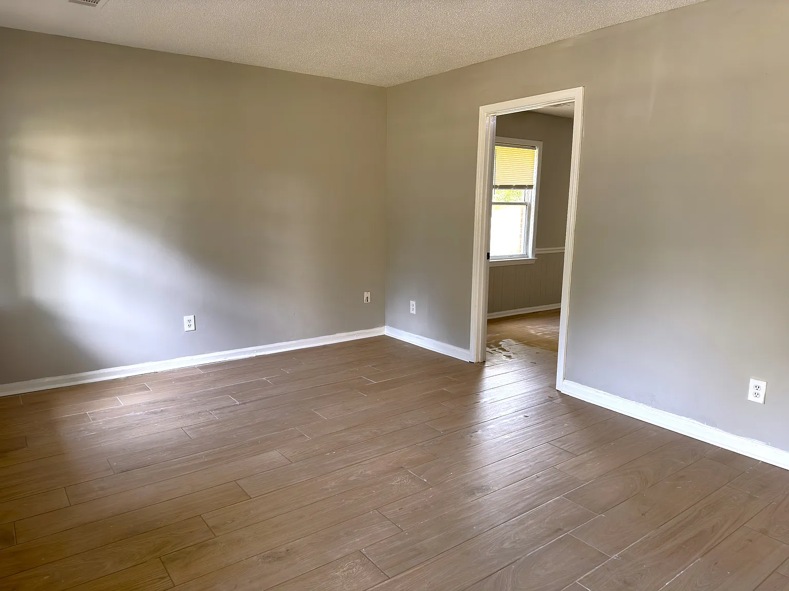 1646 Ronda Street - 1 — Photo 3