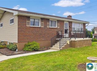 158 N 8th St, Coplay, PA 18037