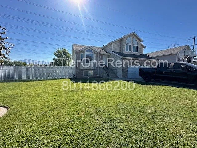 5886 S 3260 W — Photo 1