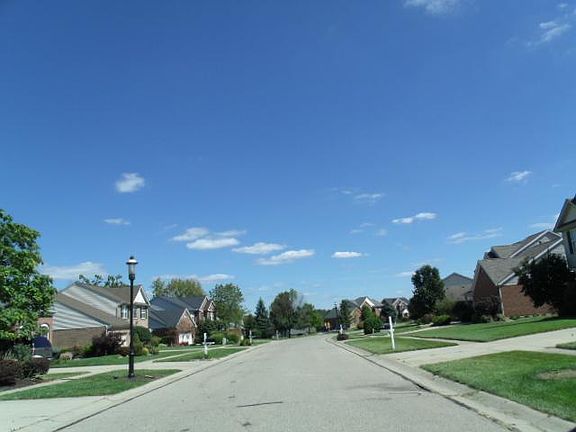 5th image of 4742 Riverwalk Dr