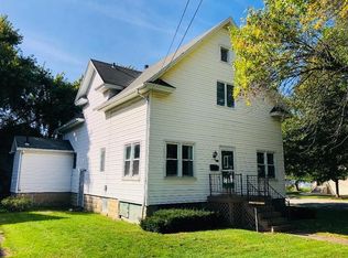 301 S Washington St, Dwight, IL 60420