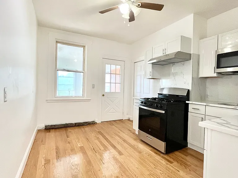 200 Highland St #3 — Photo 5