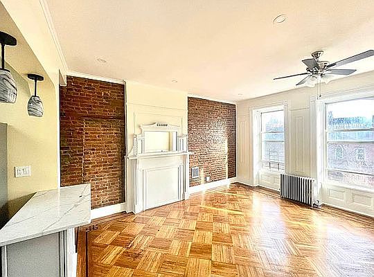 4th image of 591 Saint Marks Ave
