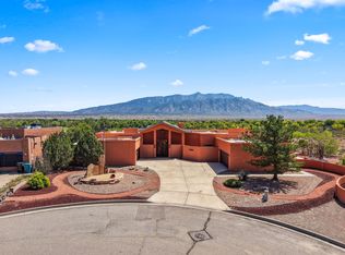 2520 Sandia Loop NE, Rio Rancho, NM 87144