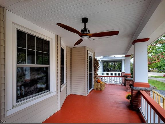 5th image of 1484 Marlowe Ave