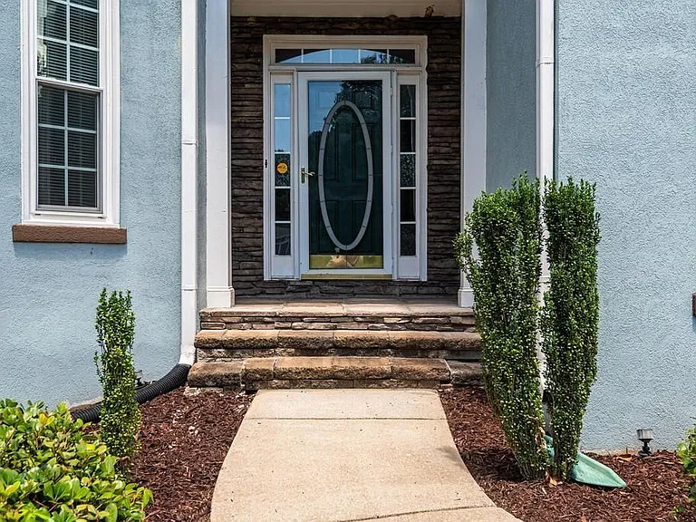 225 Heritage Lake Dr — Photo 6