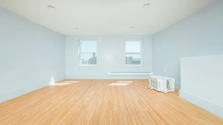 Rented by Nooklyn NYC LLC | media 11