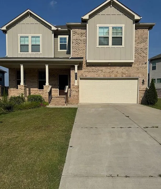 719 Saffron Blvd