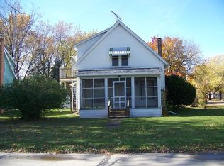 822 Hale St, Marengo, IL 60152
