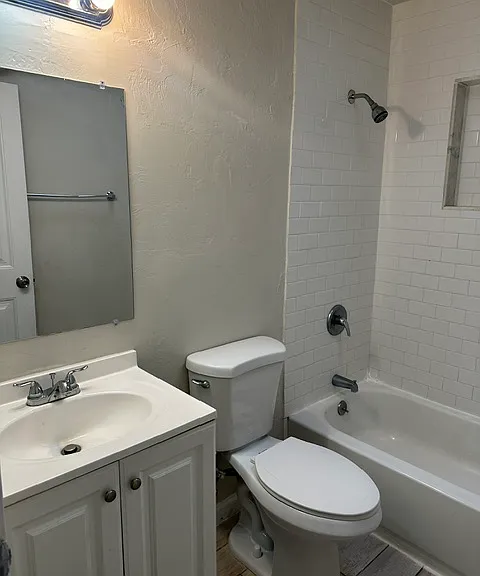 2111 E Sunland Vis — Photo 7