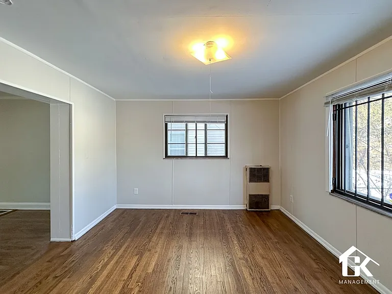 16182 Greenlawn St — Photo 18