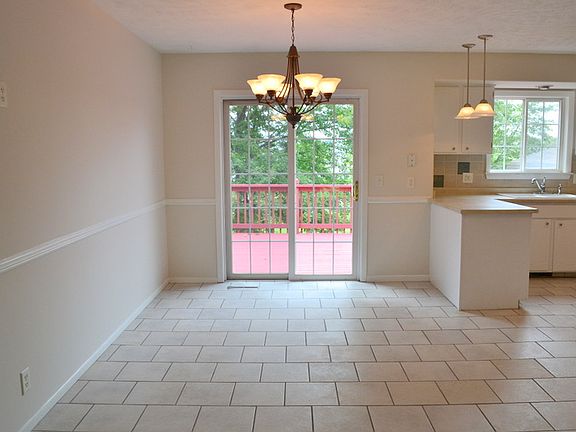 4th image of 2607 Ponderosa Dr