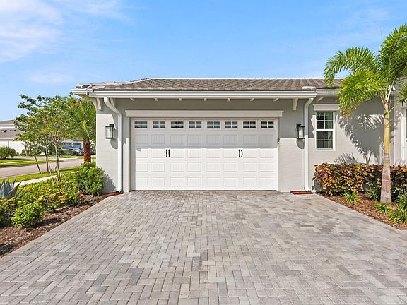4th image of 14831 Wildwood Circle