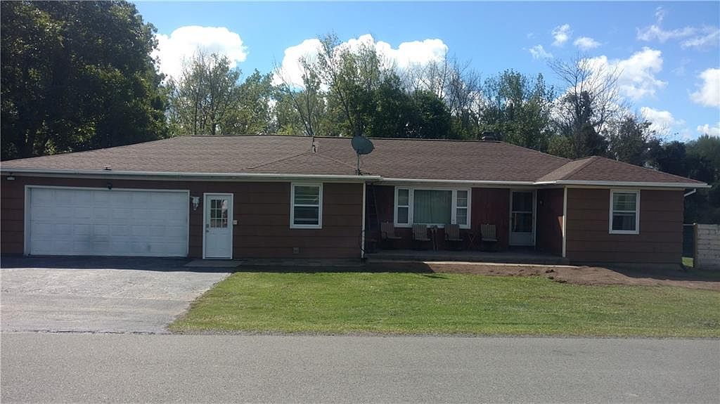 15916 Creek Rd, Albion, NY 14411 | Zillow