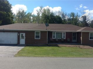 15916 Creek Rd, Albion, NY 14411