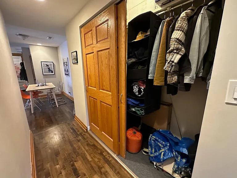 2649 N Sacramento Ave #1 — Photo 9