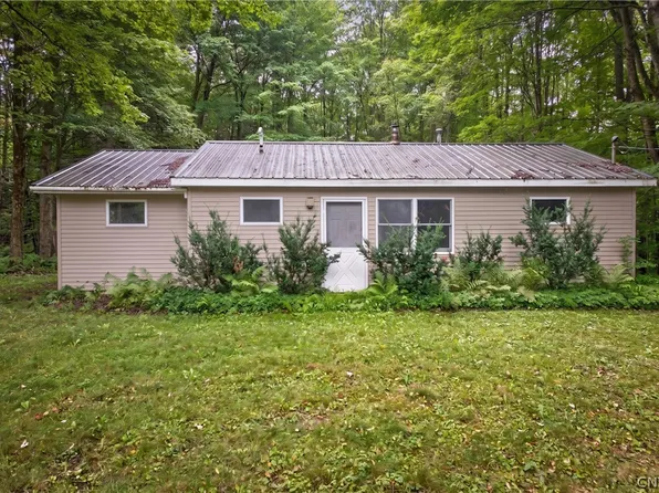 1152 Stone Barn Rd, Cleveland, NY 13042
