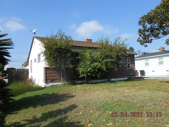 3rd image of 119 S Fircroft St