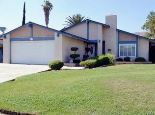 3334 Rainbow Ln, Highland, CA 92346