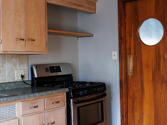 5th image of 2865 N Hartung Ave Unit 4