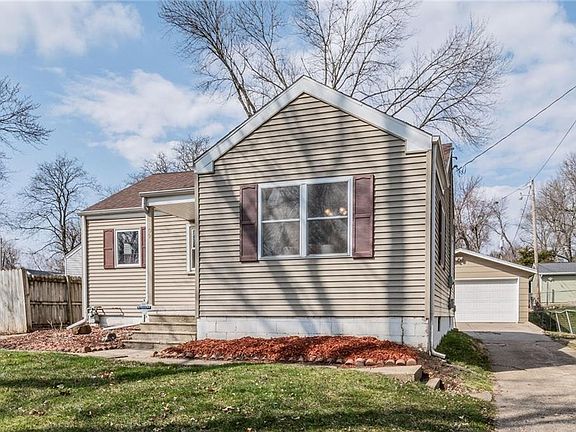 2nd image of 6109 College Ave