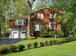15 Cherry Ln, Scarsdale, NY 10583