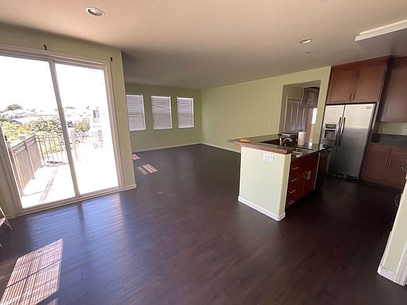 5th image of 30821 Union City Blvd