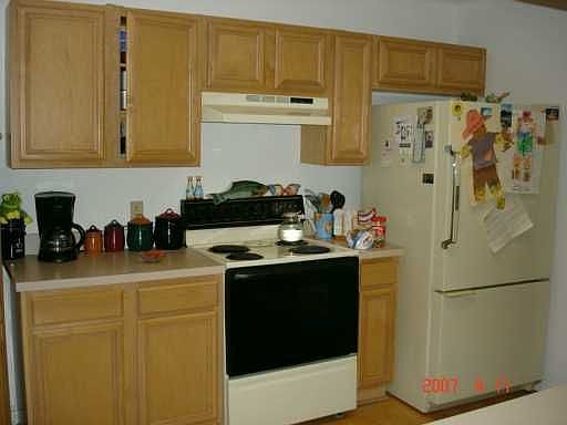 4th image of 659 E Goodrich Dr