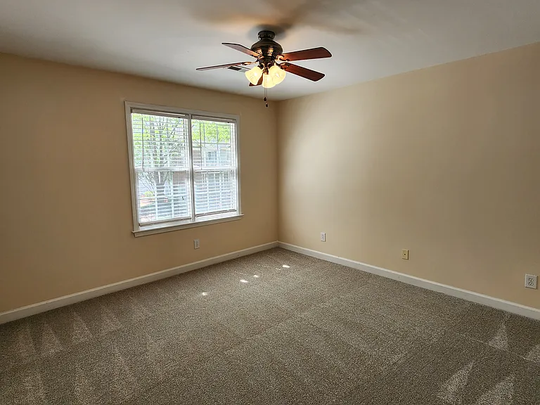 6004 Kohler Ln — Photo 27