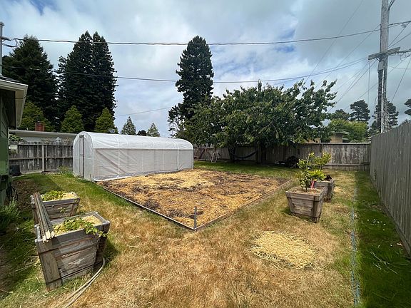4th image of 3613 Sequoia Ln