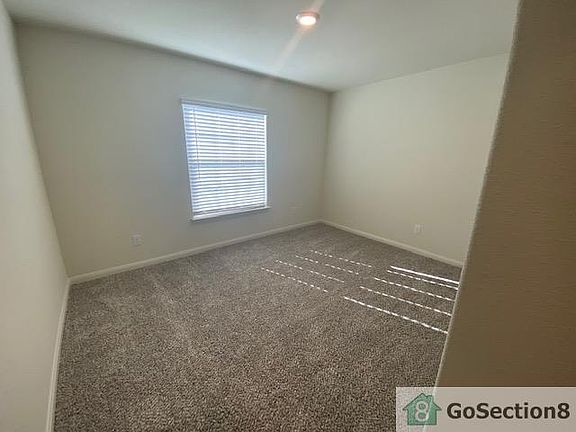 4th image of 3002 Hereford Dr