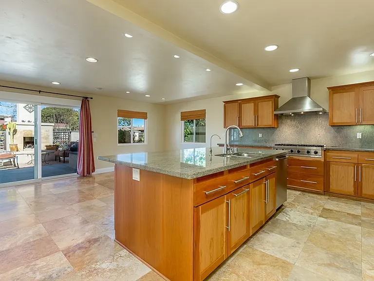 6191 Arnoldson Ct — Photo 5