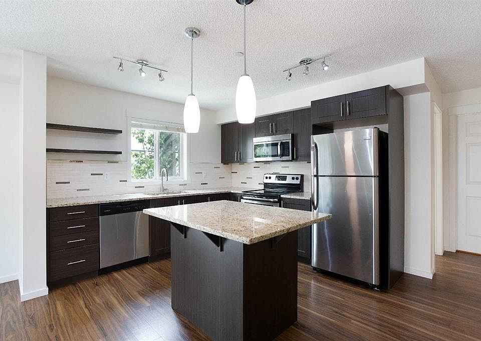 1st image of 755 NE Copperpond Blvd SE #3209