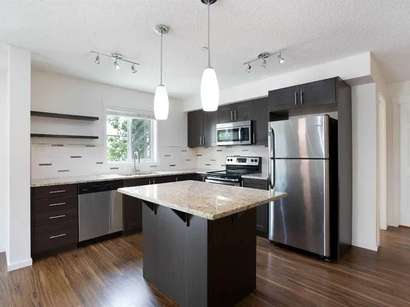 755 NE Copperpond Blvd SE #3209, Calgary, AB T2Z 4R2