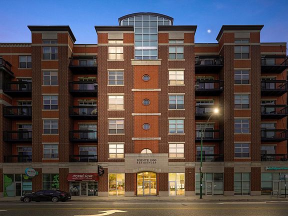 5th image of 1935 S Archer Ave APT 622