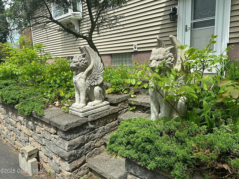 2nd image of 104 14th Street
