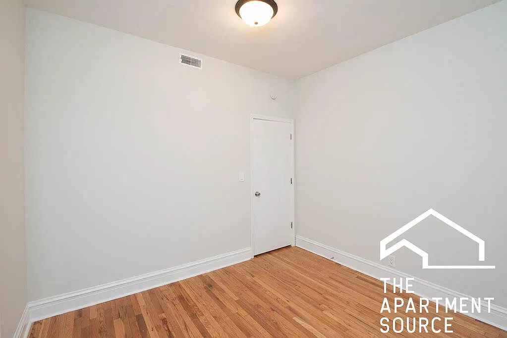 2 bed, $1,490 — Photo 4